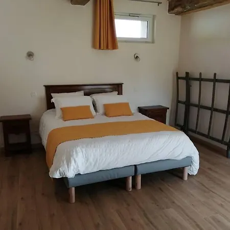 Holiday home Les Ecuries Du Mesnil Aux Moines
